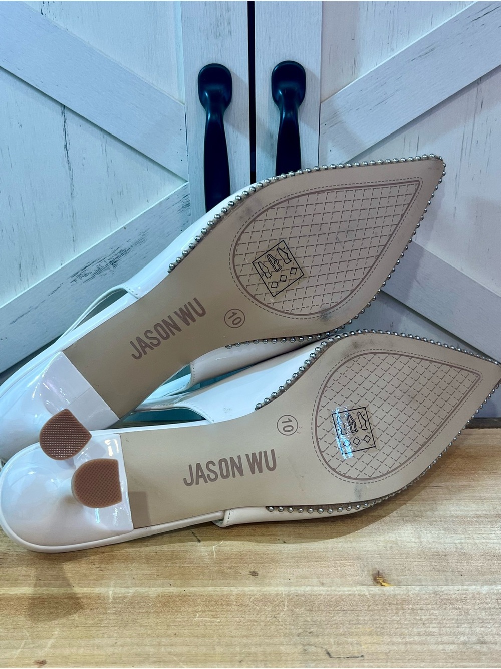 Jason Wu White Leather Slingback Beaded Silver Studded Shoes Size 10 NEW - Picture 9 of 11